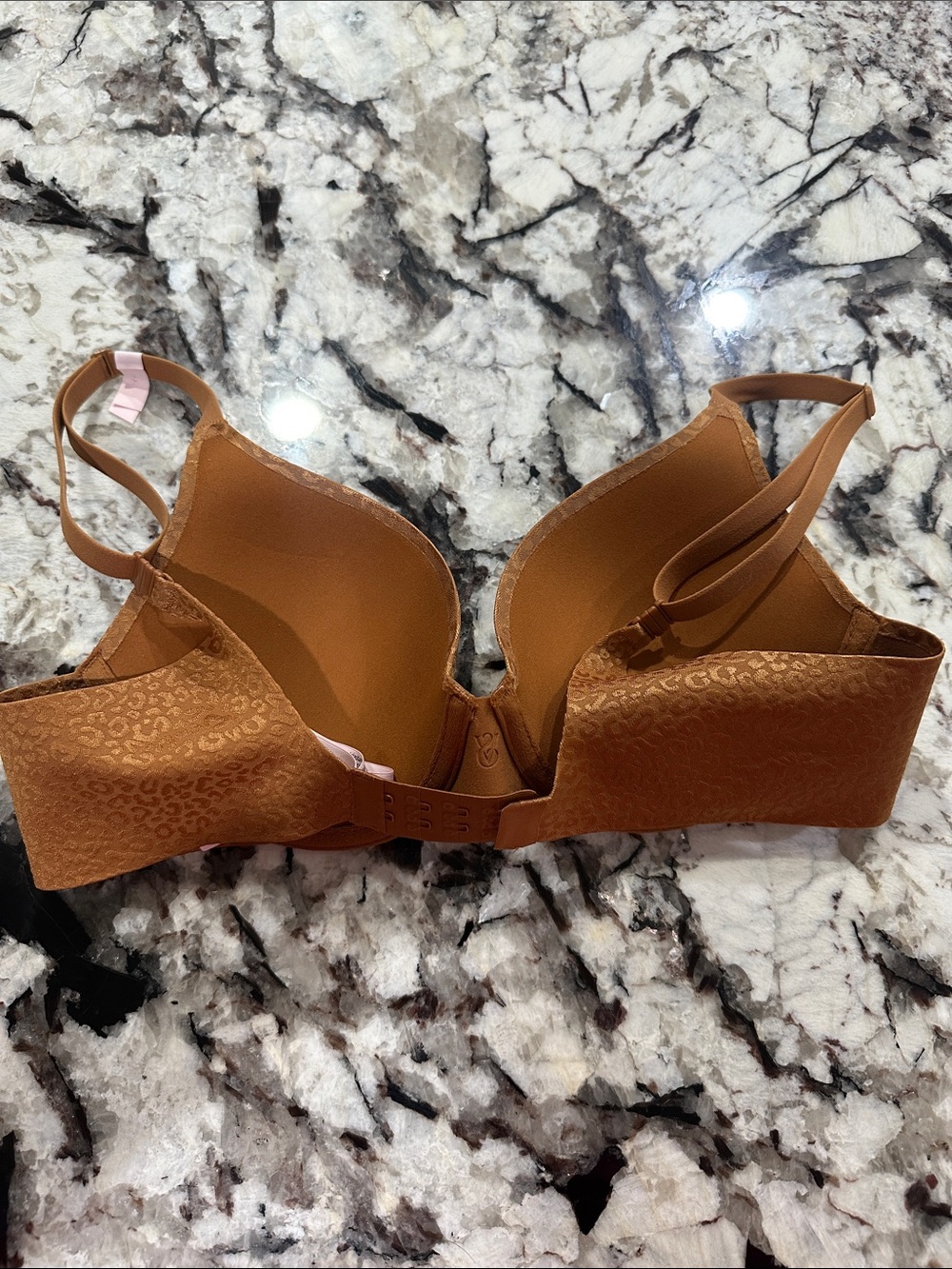 Victoria's Secret Copper Leopard Underwire Bra - Picture 5 of 5
